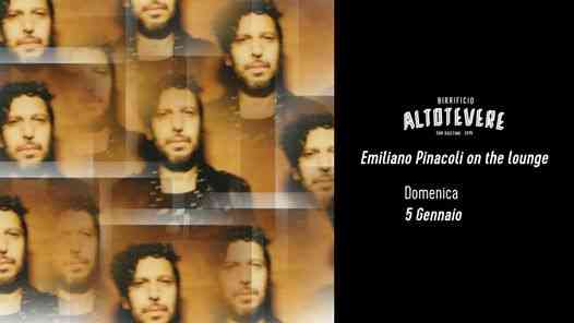 Emiliano Pinacoli on the lounge ▲ Birrificio Altotevere