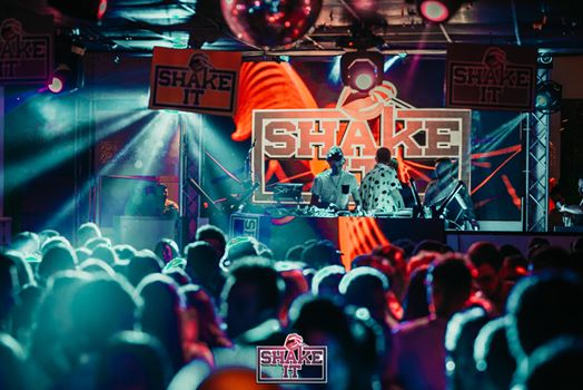 Shake It - Inaugurazione